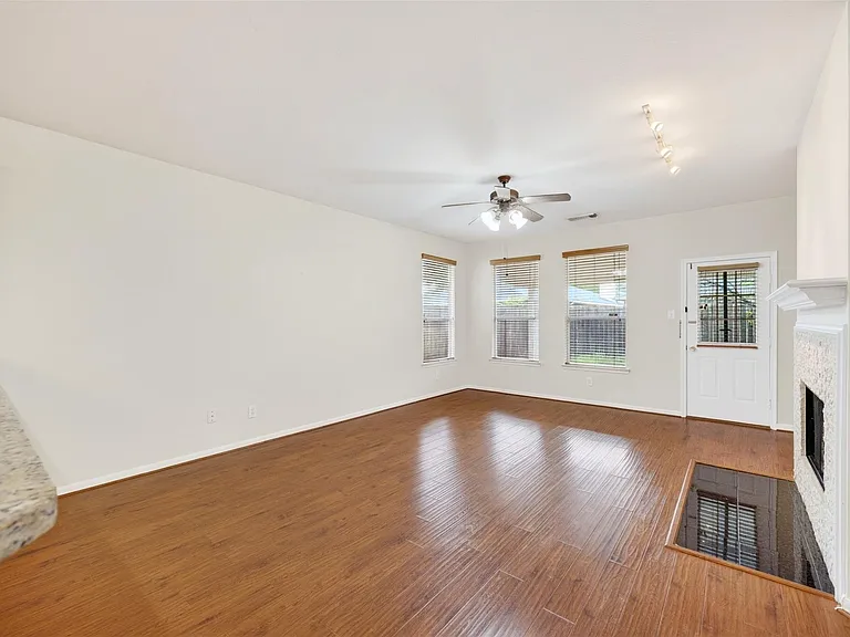 11630 Forest Wind Ln — Photo 14
