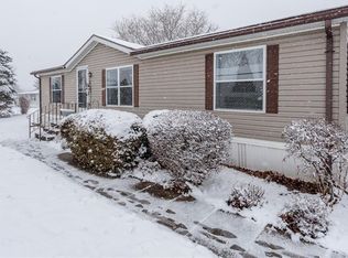 6423 Roberts Dr, Victor, NY 14564