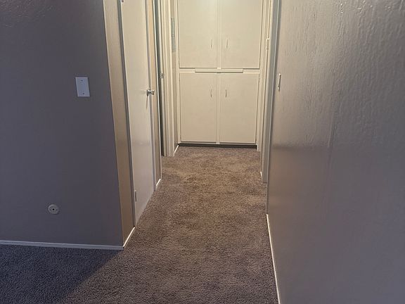 5th image of 5085 E Belmont Ave #B