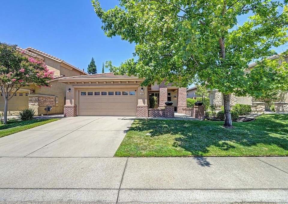 1st image of 2021 Horseshoe Glen Cir