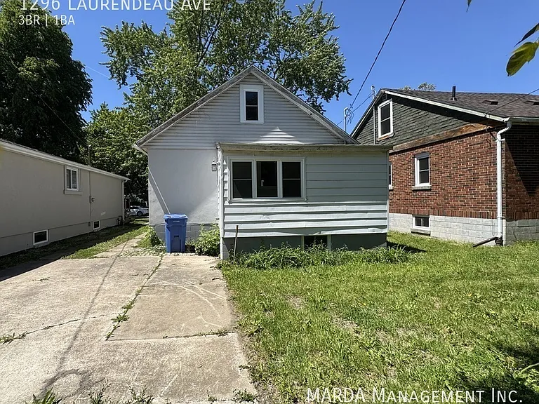 1296 Laurendeau Ave — Photo 51