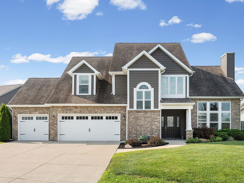 1st image of 3625 Regatta Dr