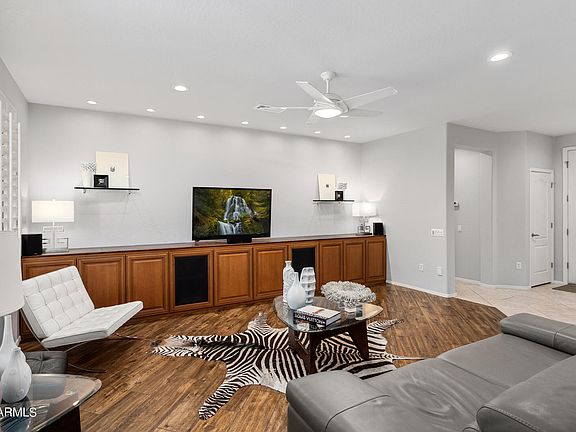 3rd image of 15444 W Skyview Way