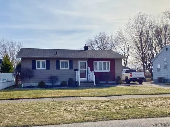 43 Ridgedale Cir, Tonawanda, NY 14150