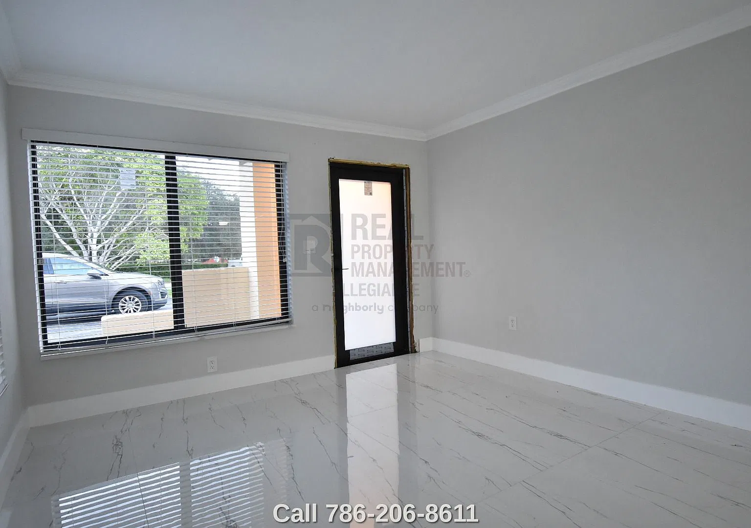Fully Renovated 2-Bed, 2.5-Bath Townhome with Impact Windows & New Appliances — Photo 2