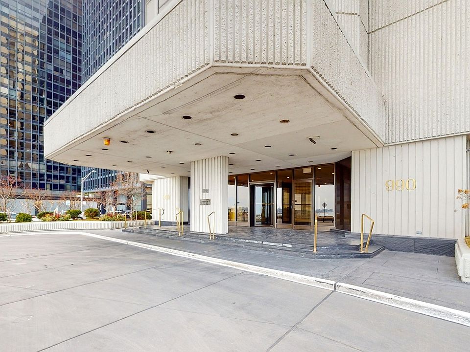 1st image of 990 N Lake Shore Dr APT 31D