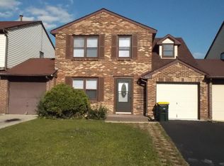 1387 Potomac Ct, Carol Stream, IL 60188