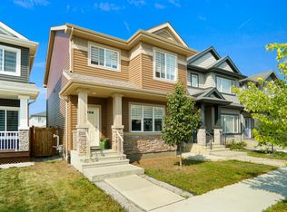 17916 62nd St NW, Edmonton, AB T5Y3Z4