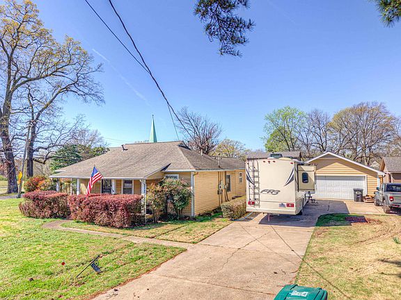 2nd image of 1089 N Sanga Rd