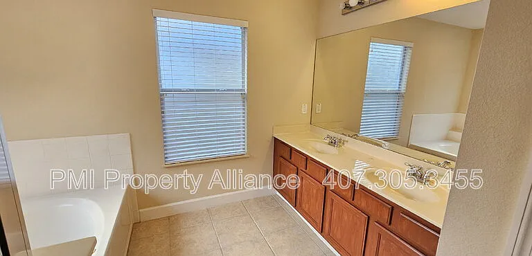 7118 Broomshedge Trl — Photo 9