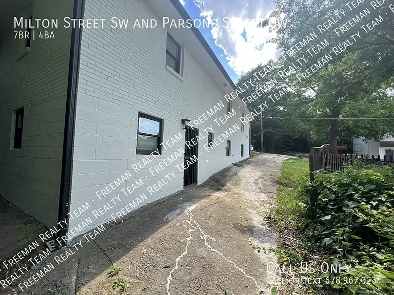 Milton St SW — Photo 15