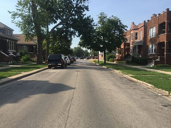 5th image of 2109 S 59th Ct