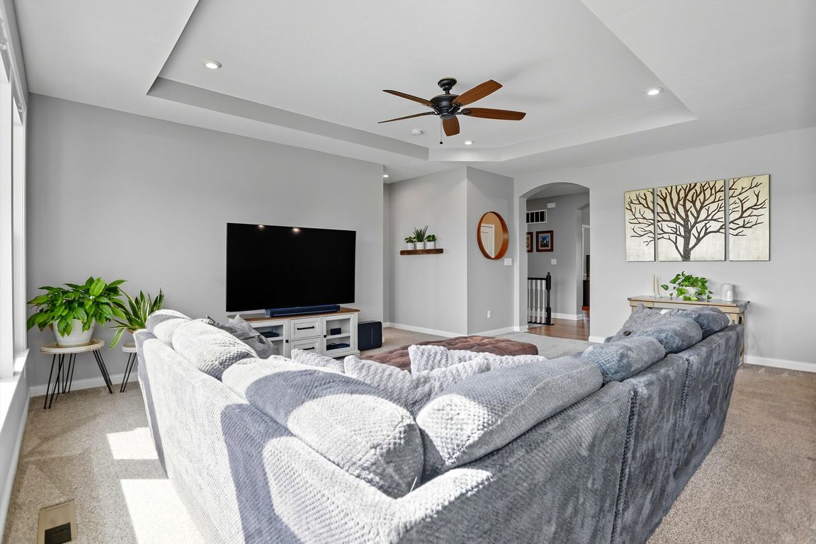 next background image