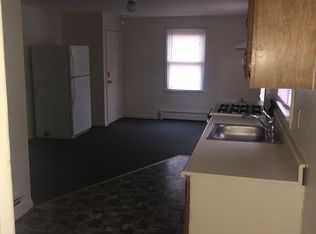 91 3rd St #2, Lowell, MA 01850