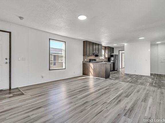 3rd image of 4767 Circle Inn Dr
