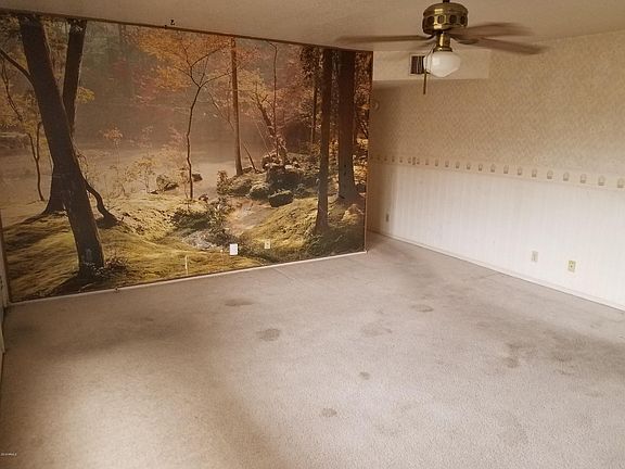 2nd image of 531 S Palm Dr