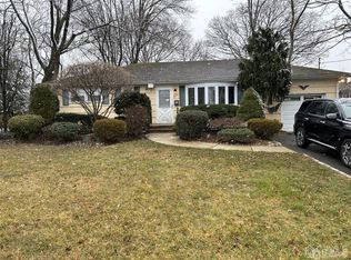 510 E Hendricks Blvd, South Plainfield, NJ 07080