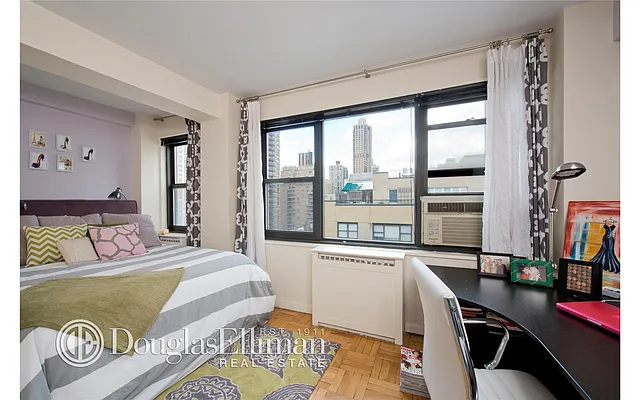 Sold by Douglas Elliman | media 25