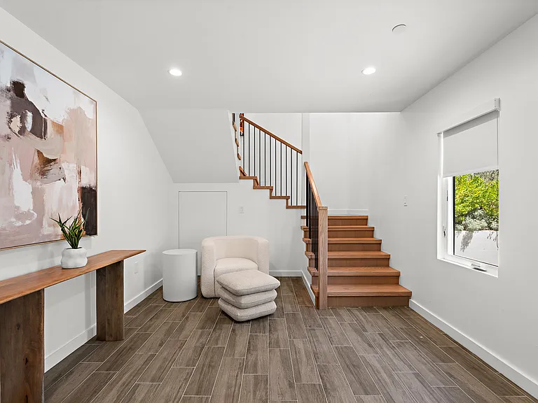 4805 Matilija Ave — Photo 21