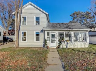 707 Dewitt St, Portage, WI 53901