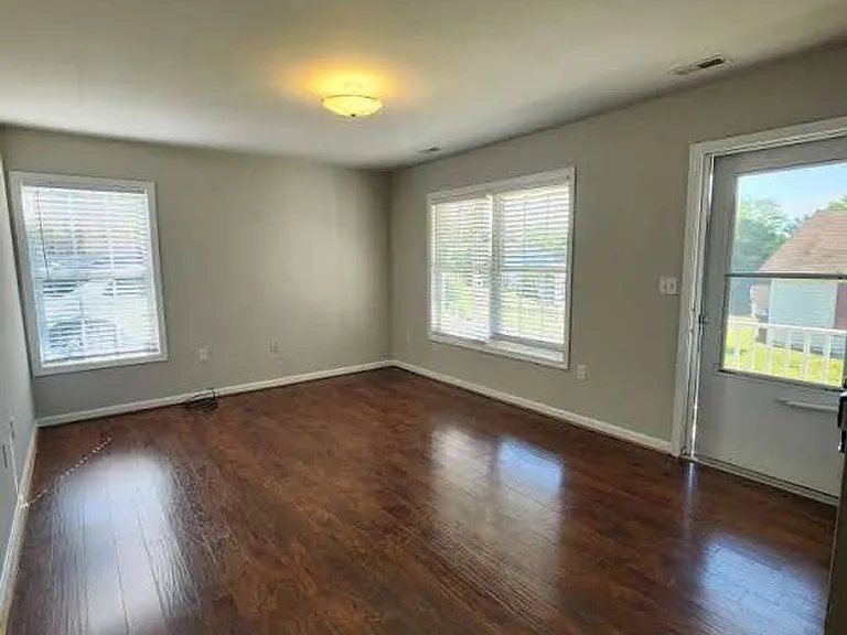 1760 Birch Dr — Photo 15