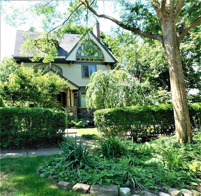 41 Lake View Park photo 1