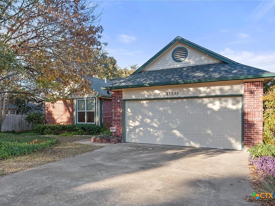 1st image of 11935 Meadowfire Dr