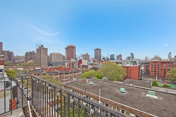 Rented by R New York | media 16