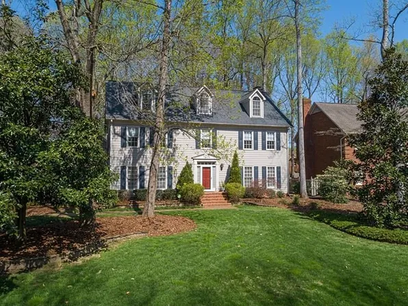 3820 Buncombe Dr, Greensboro, NC 27407