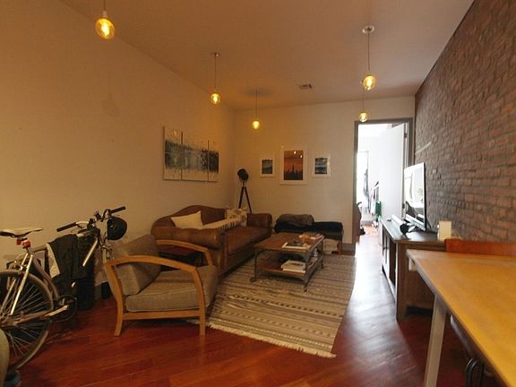 5th image of 315 Troutman St APT 4L