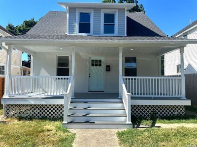 4 W 11th Street, Huntington Station, NY, 11746