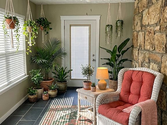 Sun Room ~ Staged with Gemini