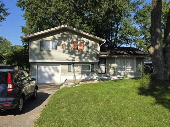 4910 Devonshire Dr, Fort Wayne, IN 46806
