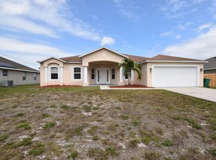 1399 SW Bougainvillea Ave, Port Saint Lucie, FL 34953