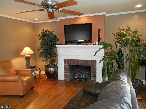3rd image of 1121 Yeadon Ave