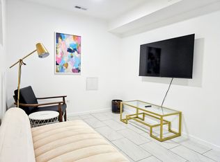 330 W 24th Pl, Chicago, IL 60616