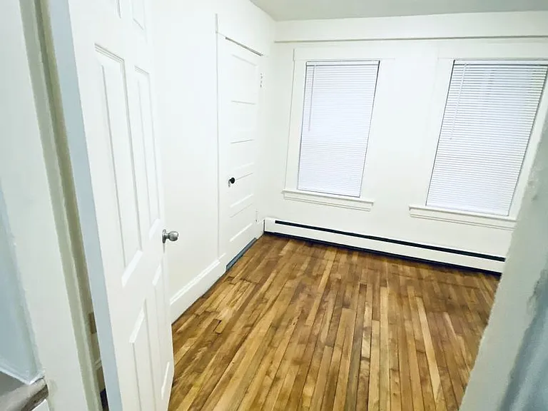 38 Water St — Photo 23