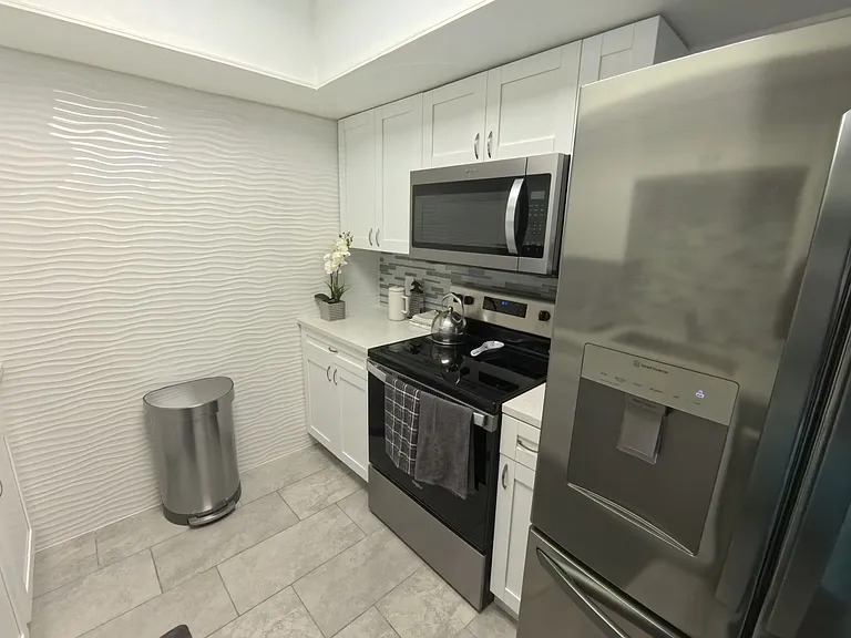 645 N Keene Rd #B — Photo 6