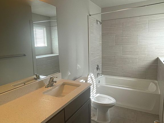 4th image of 3871 S Lemmon Ln
