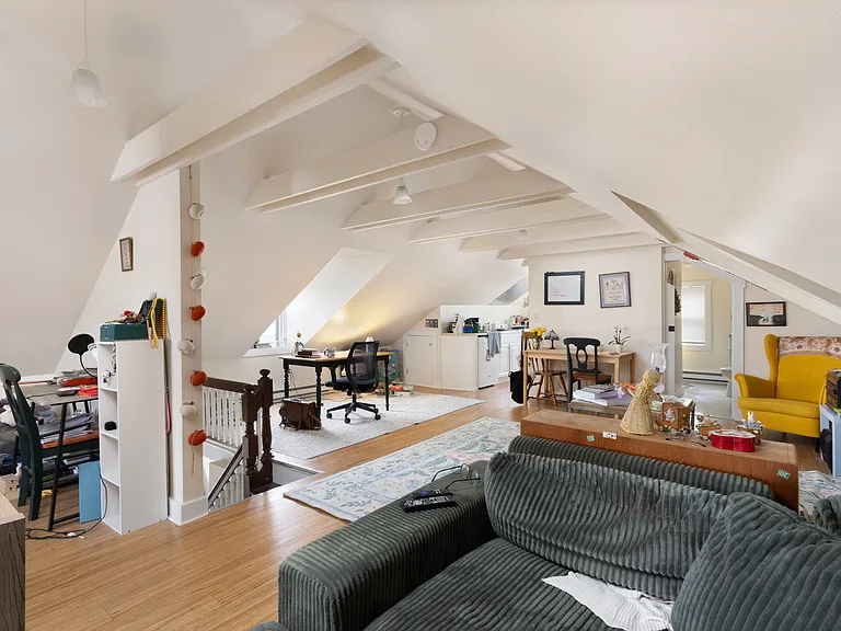 409 Benefit St #3 — Photo 6