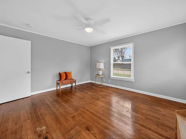 2417 S Kennedy Ave — Photo 54