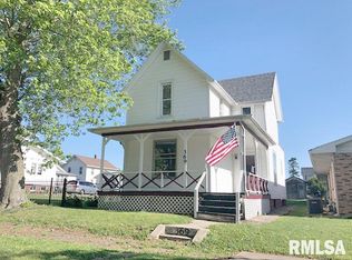 369 W Chestnut St, Canton, IL 61520