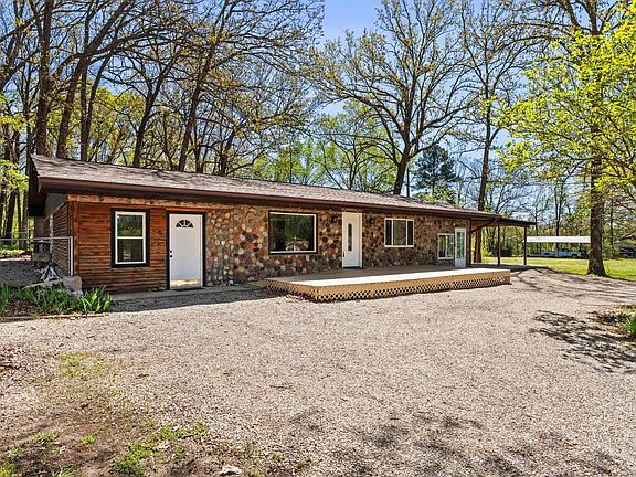 2nd image of 107 Boat Dock Rd
