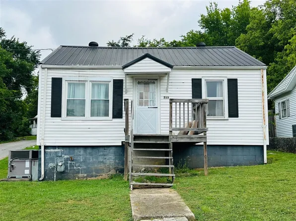 713 E 4th St, Russellville, KY 42276