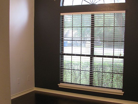 5th image of 505 Quail Ln