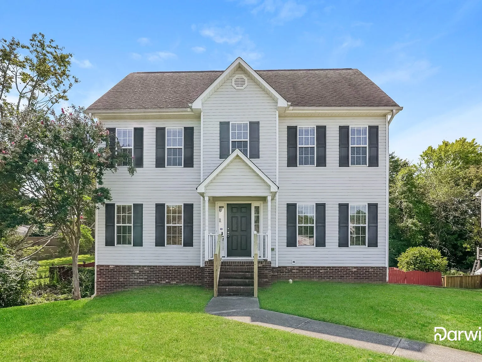 3 bed, 2.5 bath, 2460 sqft, $2,360 — Photo 1