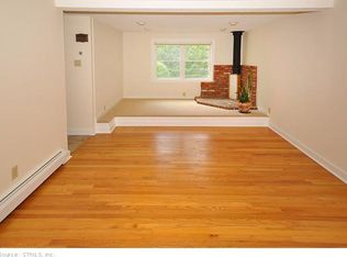 36 Lanz Ln, Ellington, CT 06029