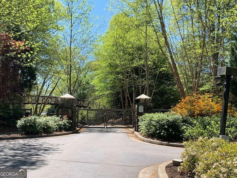 2nd image of 490 Barnett Shoals Rd APT 525