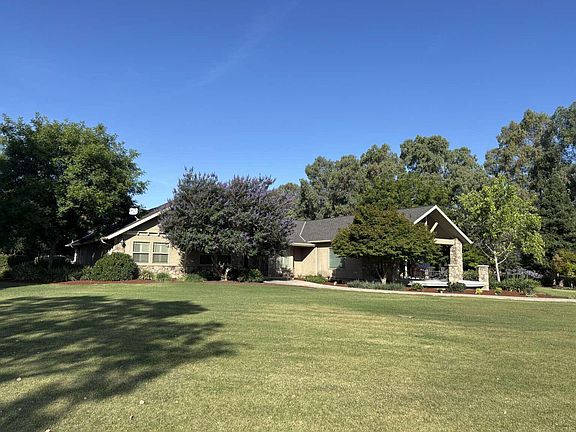 2nd image of 31255 Palm Drive