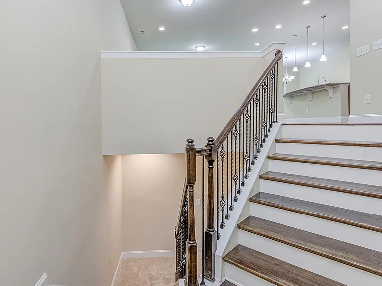 427 Alamosa Pl — Photo 10